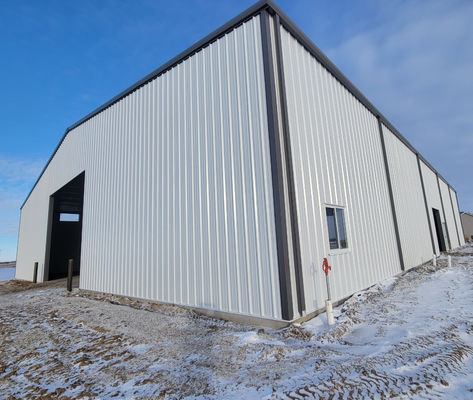 ASTM Standard Steel Structure Warehouse Customized With Painting / Galvanized Treatment
