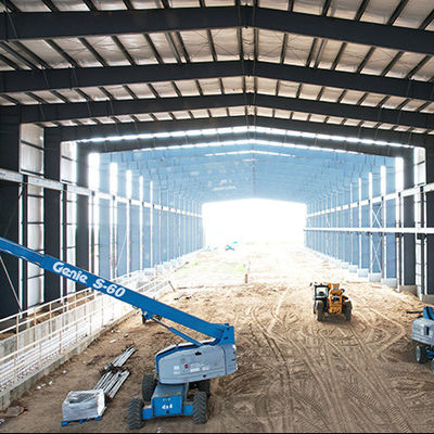 LANJING Industrial Contemporary Steel Structure Building Warehouse For Secure Storage