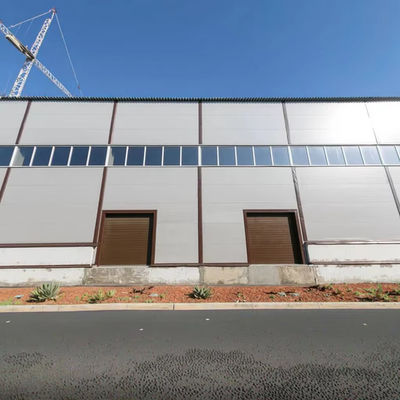 Lightweight Prefab Steel Warehouse Building , Prefab Steel Frame Commercial Building