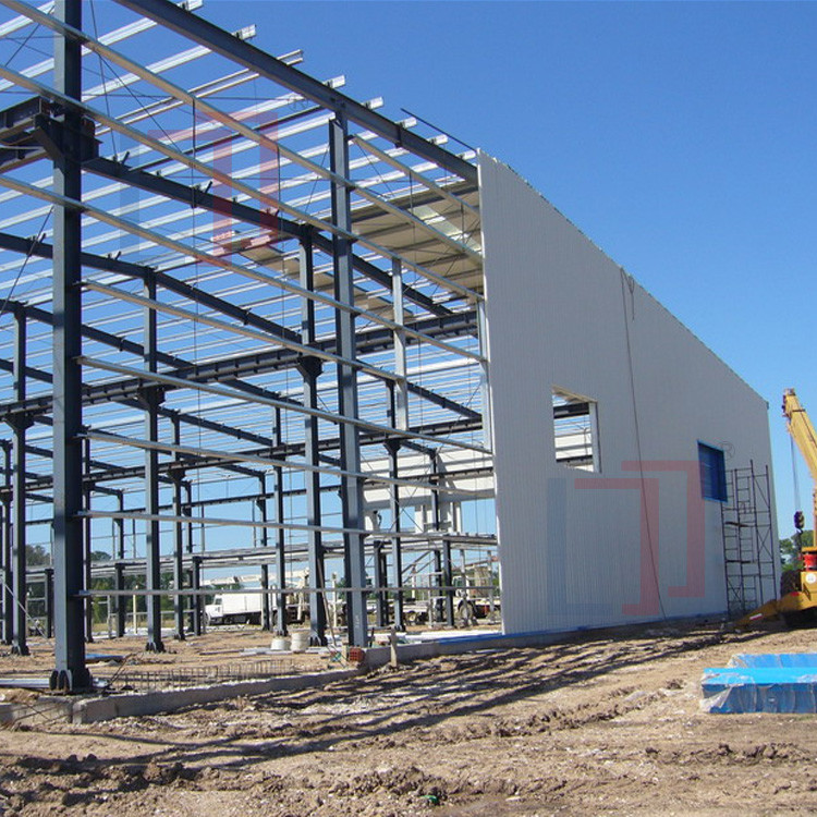 Lightweight Low Cost Steel Frame House , Prefab Steel Frame Farm Building