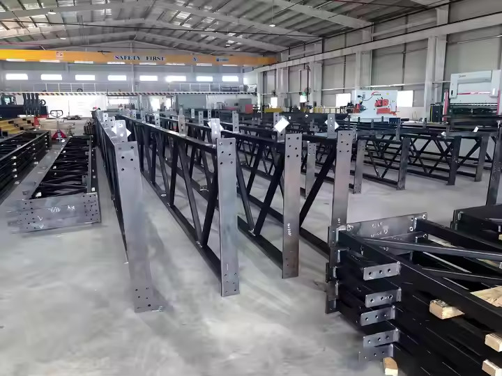 Strong Prefabricated Steel Workshops Q235 Q345 Steel Building Storage Workshop
