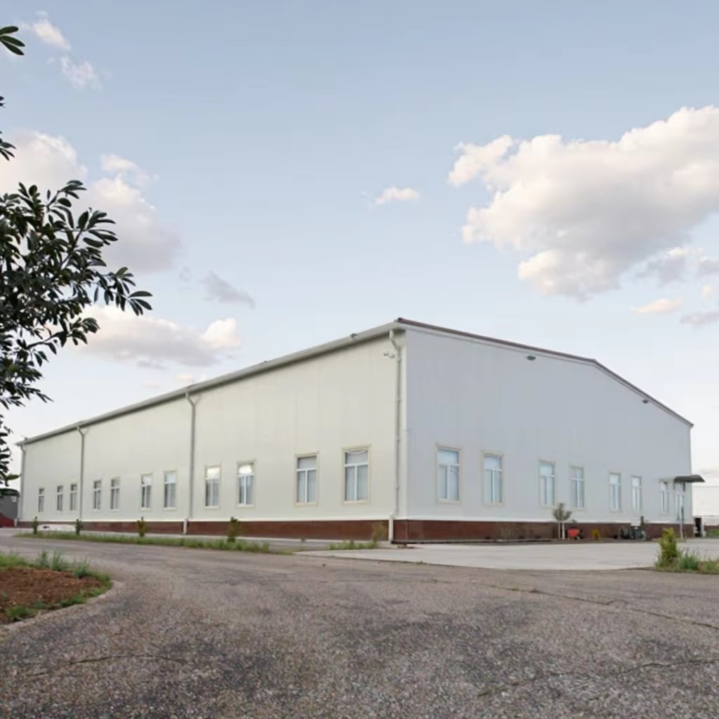 Industrial Strong Metal Frame Storage Buildings , Durable Steel Building Weather Resistant