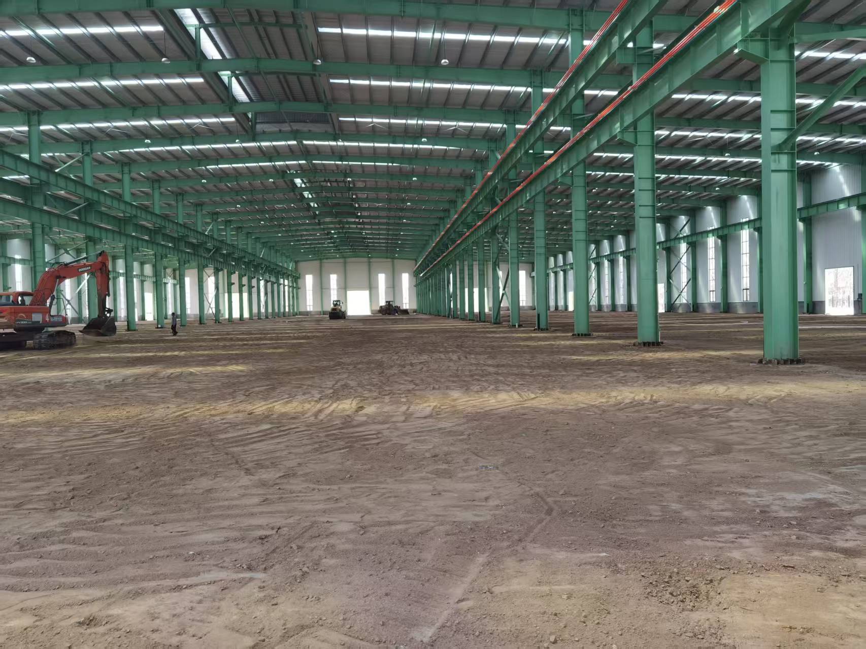 Industrial Warehouse: Large-Span Design for Machinery/Raw Material Storage