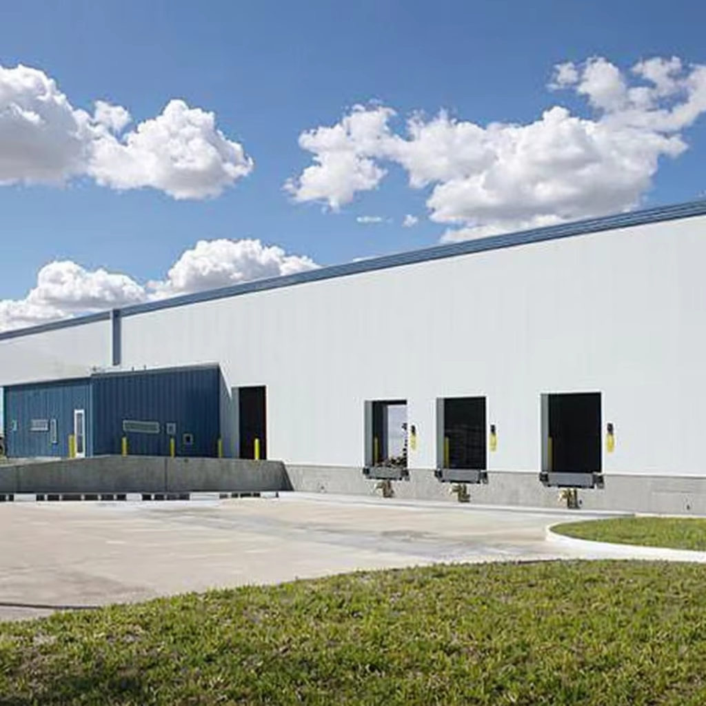 Durable Prefab Steel Warehouse with Hot-Dip Galvanizing and 10m - 40m Span for Industrial Use