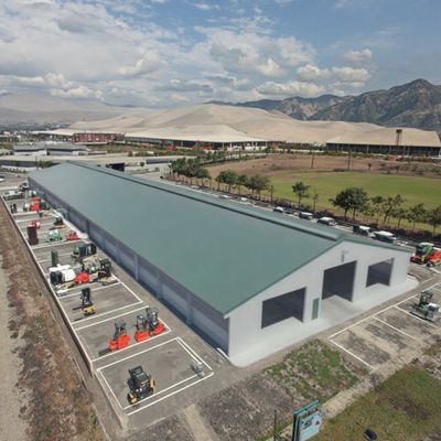 Anti-Corrosion Galvanized prefabricated steel structure warehouse with Optional Insulation